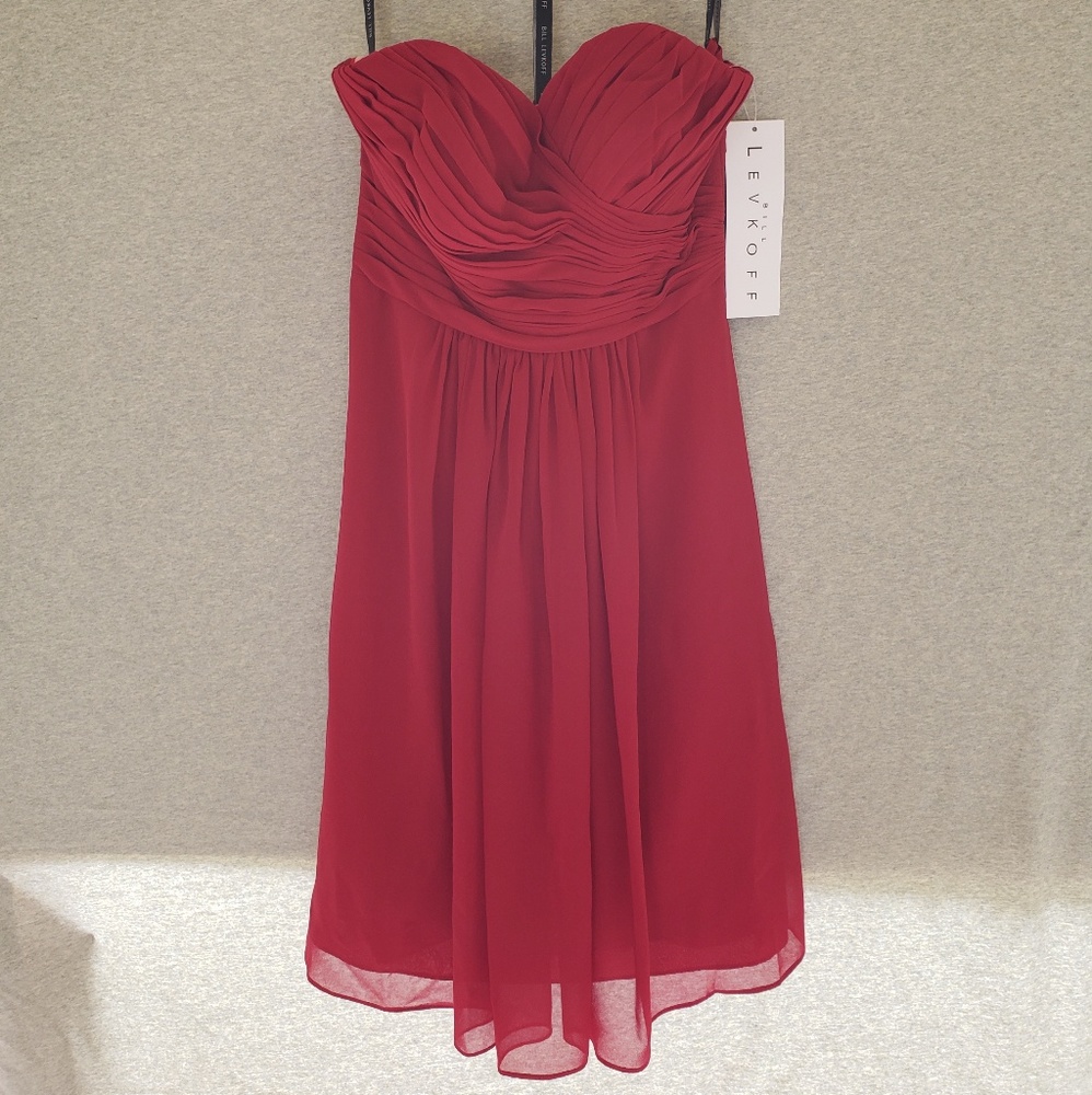 Bill Levkoff style #323 size 6 cranberry dress